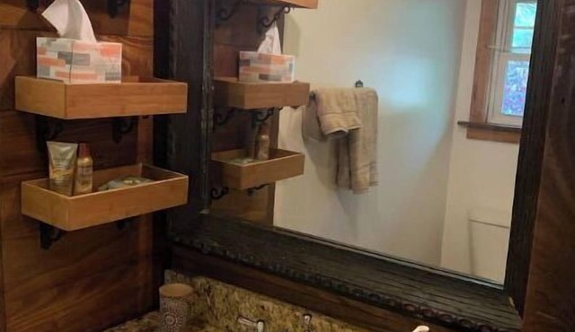 Handcrafted Rustic Cabin on the Bourbon Trail in Versailles
