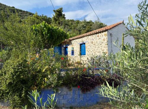Happynest Leni, Stone House
