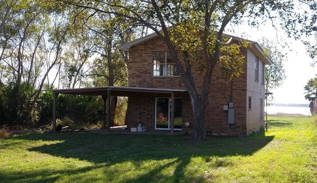 HERE IT IS on Lake Corpus Christi close to State Park; house or RV lot in Lake City