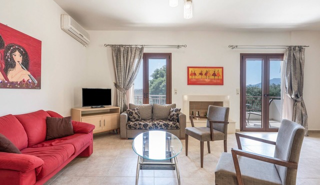 Holiday Home 'Ariadni's Maisonette' with Mountain View, Wi-Fi and Air Conditioning