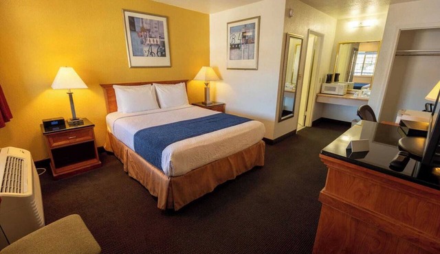King Bed Non-Smoking in Pendleton OR