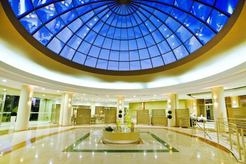 Kipriotis Maris Suites by Anayia All Inclusive Resorts