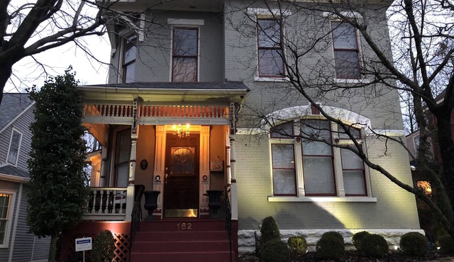 Lafferty House-Walk to UofK, Woodland Pk, Dn Town, near Bourbon Trl, Horse Farms in Lexington