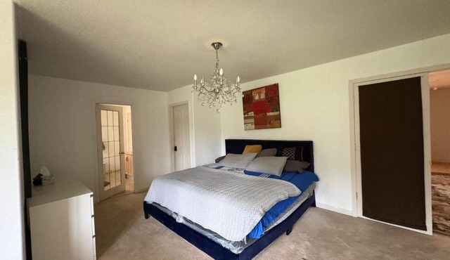 Large home in Edmonton