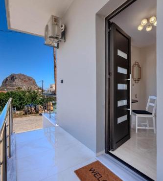 Liθos Monemvasia