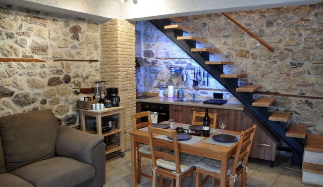 Limni Stone Apartment