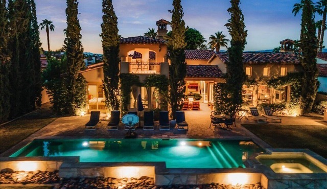 Luxurious Spanish Villa in La Quinta