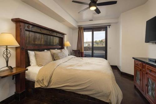 Luxury Downtown Rental (Hot Tub/Pet Friendly) - La Dolce Vita Villas #8 in Moab