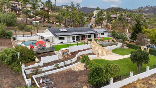Luxury Oasis Valley Views Gameroom Villa in Vista