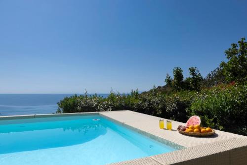 Luxury villa by the beach by Andros Villas Collection
