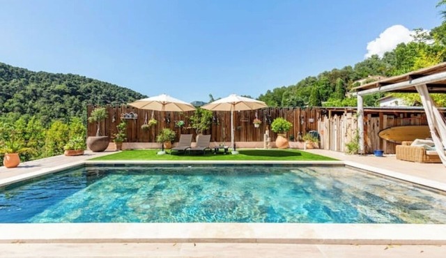 Magnificent villa with swimming pool and view of Saint Paul de Vence in Saint-Paul-de-Vence