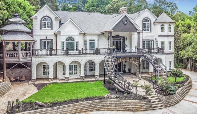 Maison Paradis - River Front - Two Kitchens in Dahlonega
