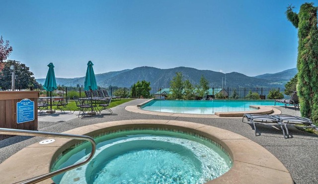 Manson Condo w/Pool Access - Near Marina and Town in Manson