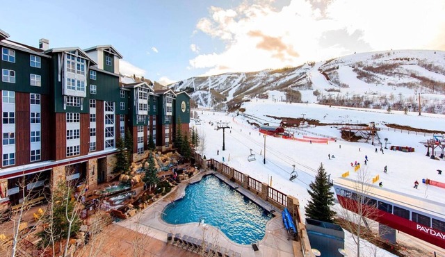 Marriotts MountainSide 1BR Full Kitchen Ski In-Out in Park City