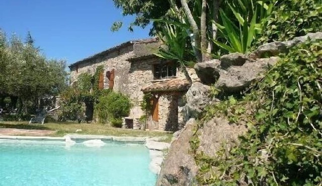 Mas Cévenol completely renovated from privacy and noise with pool in Monoblet