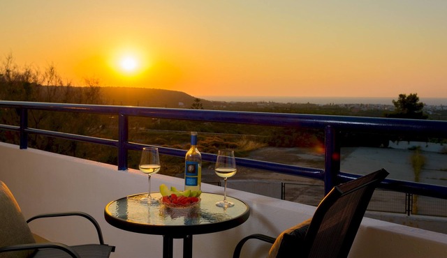 Minoan Sunset Holiday Home by Estia