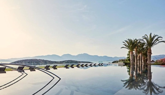 Minos Palace Hotel & Suites