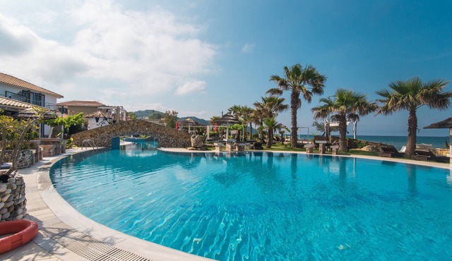 'Mirage Arillas Studio Type C19' with Shared Pool & Wi-Fi