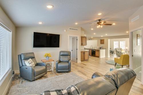 Modern Bloomington Home ~ 10 Mi to Bear Lake! in Bloomington