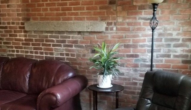 Modern, Private 1 bdm House two blocks from beautiful downtown heritage Perth ON in Perth
