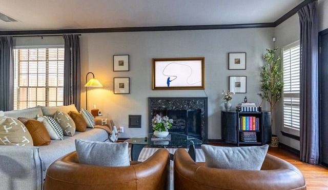 Montrose Luxury Stay | Prime Location + Patio in Houston