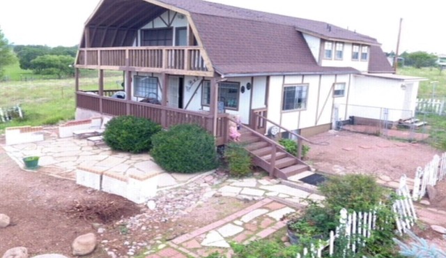 Mountain vacation getaway/Hunters paradise in Young