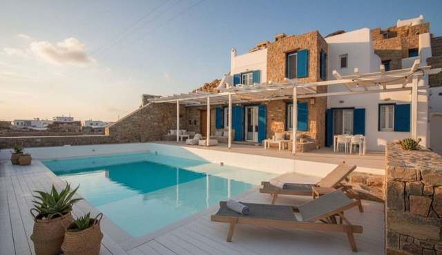 Mykonos Villa for 8 with Pool