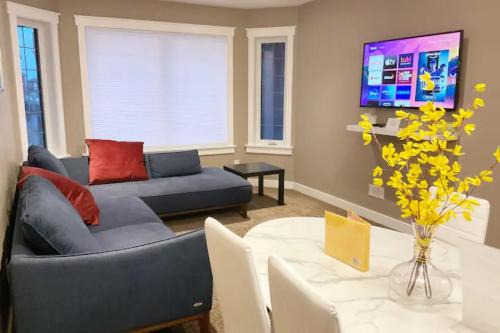 NairaVilla: upscale accommodation for groups in Regina