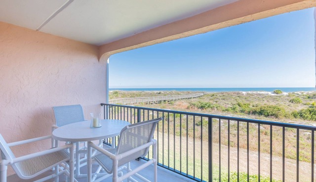 NEW OCEANFRONT LISTING! TOTALLY RENOVATED 2 bed/2.5 bath Sea Place Townhome in St. Augustine