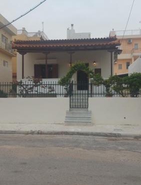 Nineta's House Sea View near the Airport