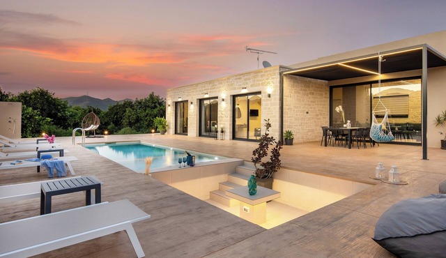 PanStel - Villa Solene with private pool