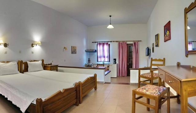 Pasiphae Hotel in Lesvos