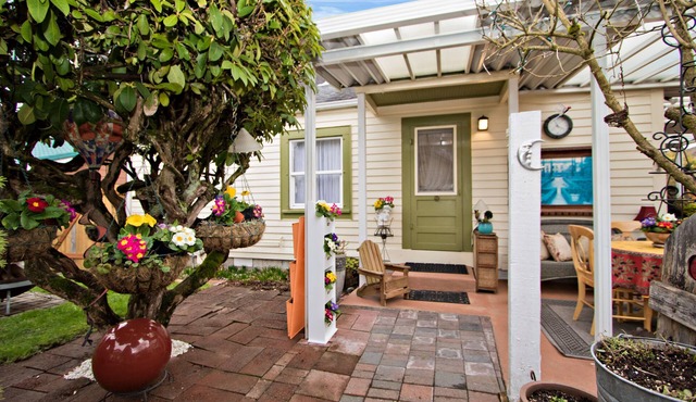 Perfect location to an outdoor paradise. in Enumclaw