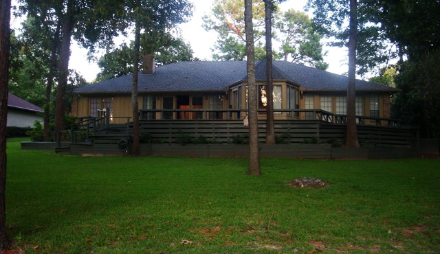 Picture Perfect Golf Course Lot! Golfer or not - No denying the beauty ! in Holly Lake Ranch