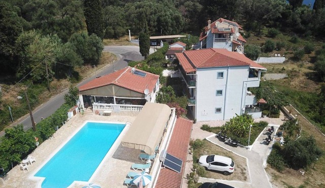 Pleasant apartment in Mpenitses with terrace