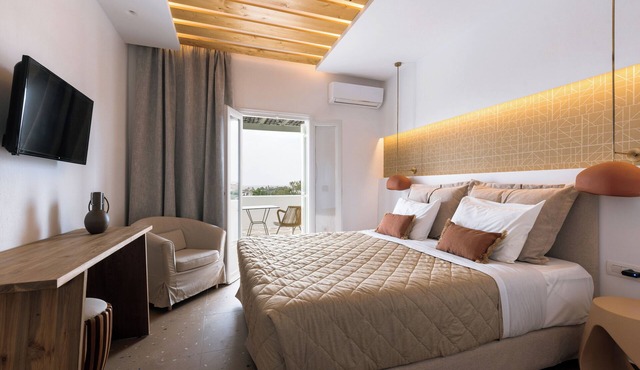 Pnoi Hotel