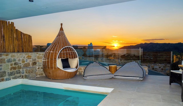 Premium 2 Bedroom House with Private Pool