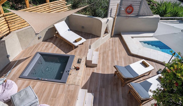 Private Luxury villa in Chania-Pool, Hot Tub, BBQ,Playground,whiteMountain Views