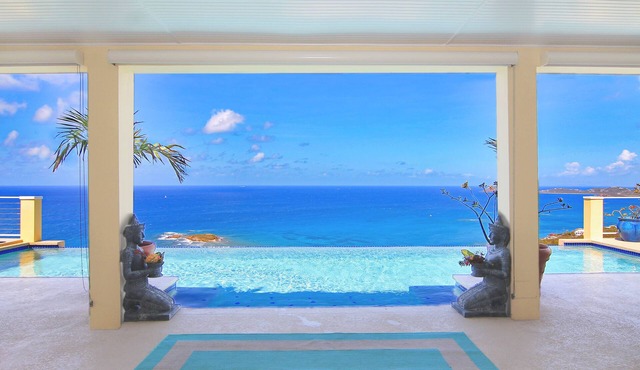 Private Paradise! One level, panoramic views from every room! in ST Thomas