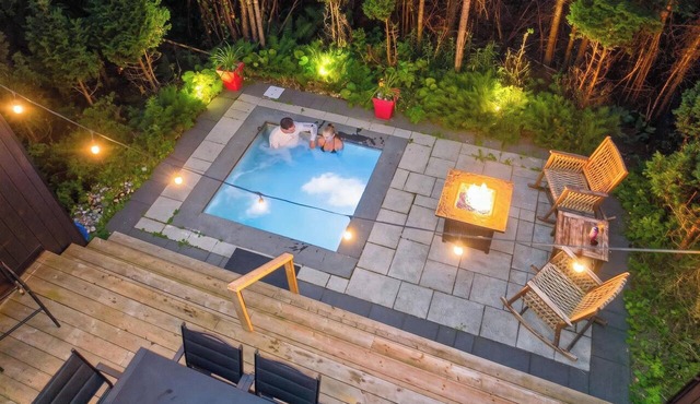 Private sunken spa - Luxury chalet near Quebec in Pont-Rouge