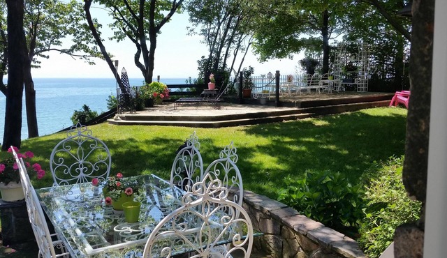 PRIVATE WATERFRONT in Port Colborne