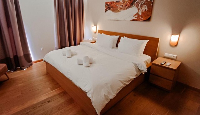 Pylos Senses - Deluxe Central Apartment with Terrace