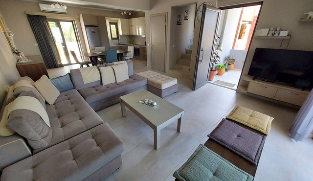 Rethymno Suburb Maisonette