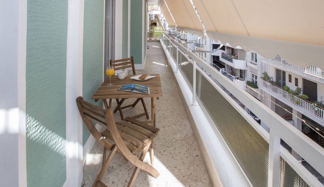 Roomy and comfortable apartment near Acropolis