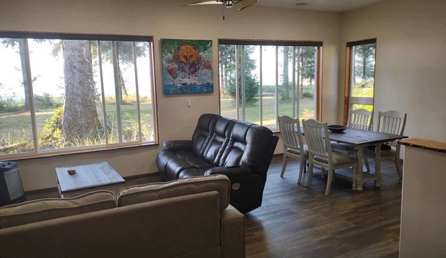Rustic Beach House w/Views & Private Beach in Sekiu
