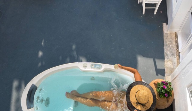 SantoriniParadise: TRADITIONAL CAVE in the heart of OIA