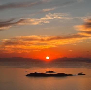 Sea Sun House, Aprovato Andros