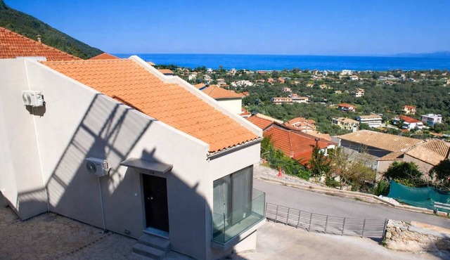 Sea View Frini - Lefkada Fully Equipped Getaway in Frini