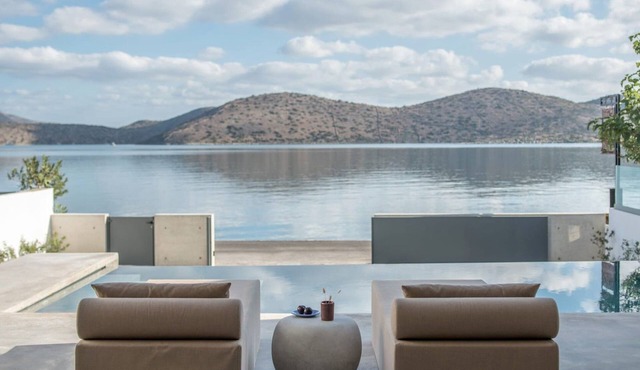 Seafront Villa Noctessa, Divine Sea Views, Private Infinity Pool, Furnished.