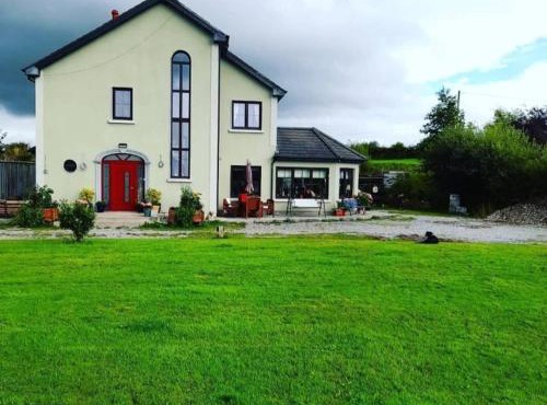 Shadowvale E34X773 in Tipperary